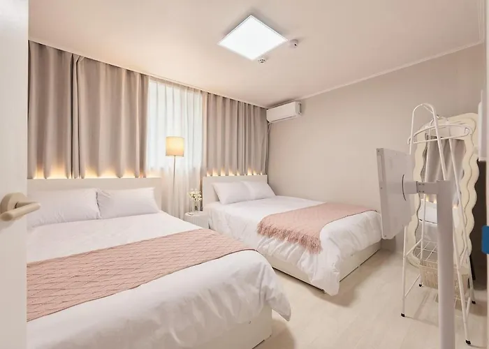 아파트 Line 2 , Direct Access To Seongsu, Jamsil, Hongdae, Ddp , 2-story For 6 People , Bedding , Kspo, Lotte World *